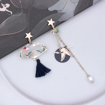 墨染仙鶴&times;不對稱三角耳夾