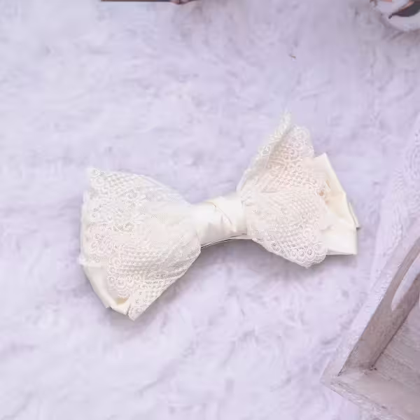 蕾絲緞面蝴蝶結×蝴蝶夾