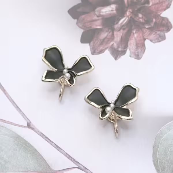 墨色蝴蝶花&times;蚊香盤U型耳夾