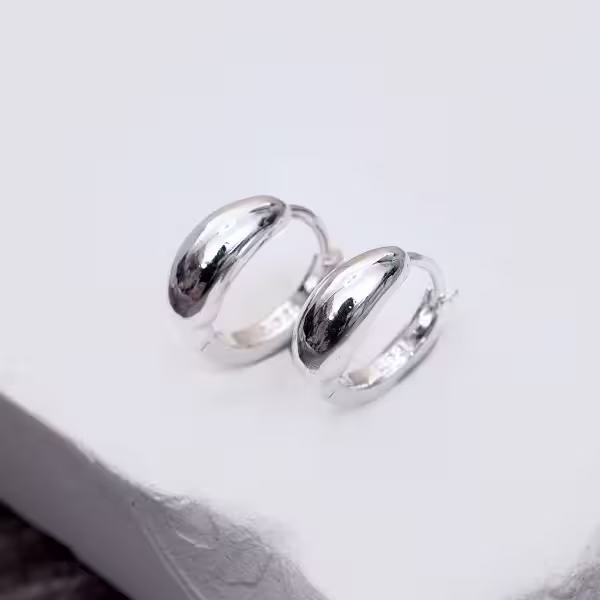 925銀針&times;光面水滴感&times;耳扣