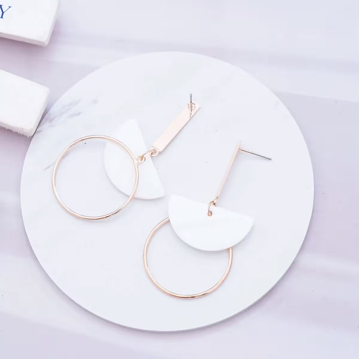 半圓貝殼長桿圓環&times;吊墜耳環-第4張