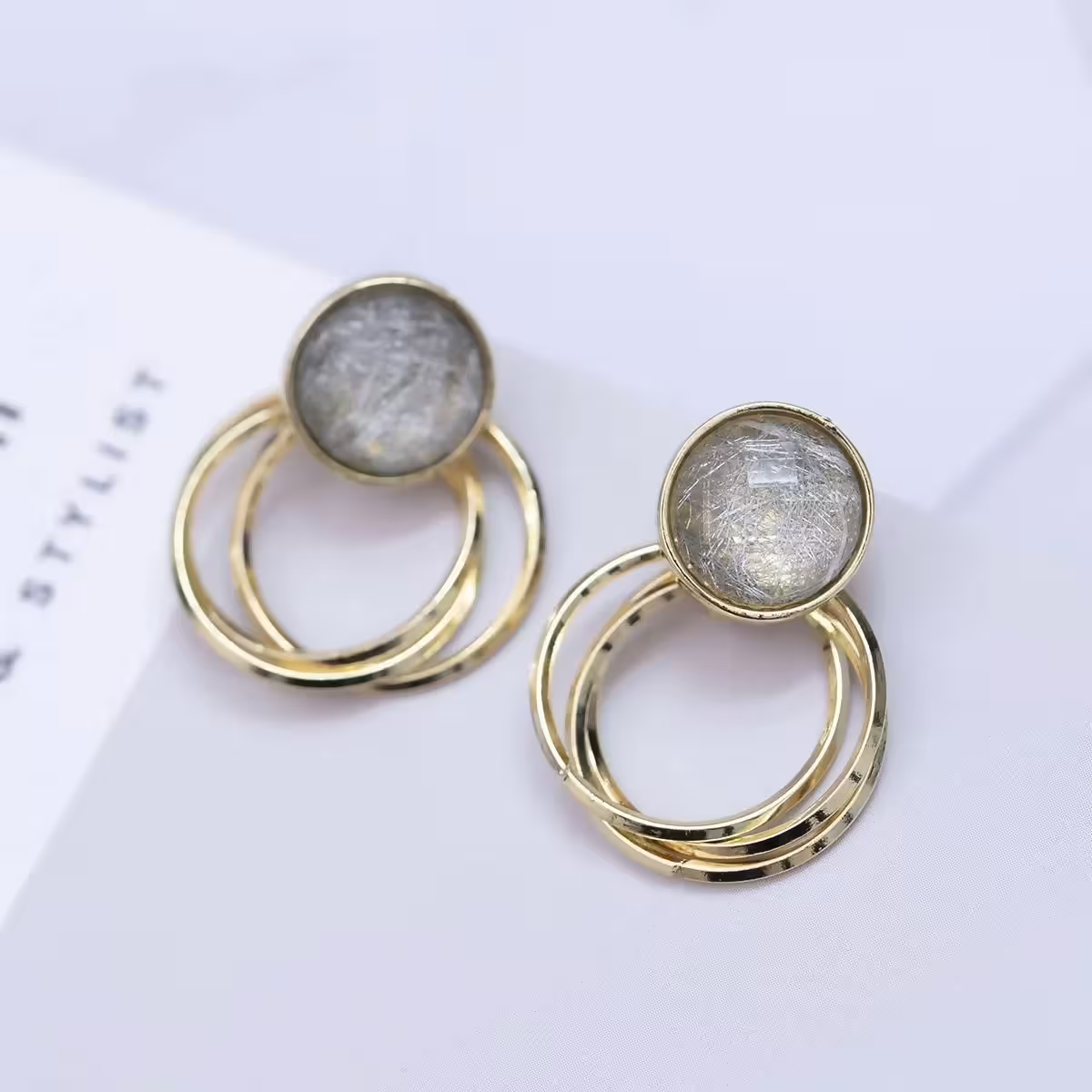 髮絲水晶三圓環&times;吊墜耳環-第1張