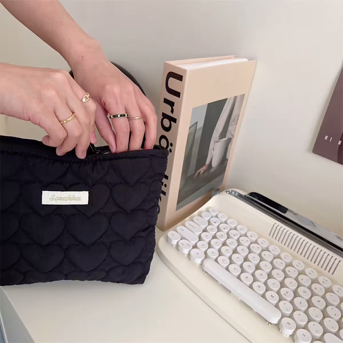 糖果愛心包&times;化妝包&times;黑色-第1張