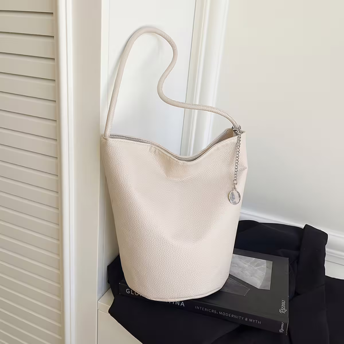 皮革圓身水桶包×肩背包×白色-第1張