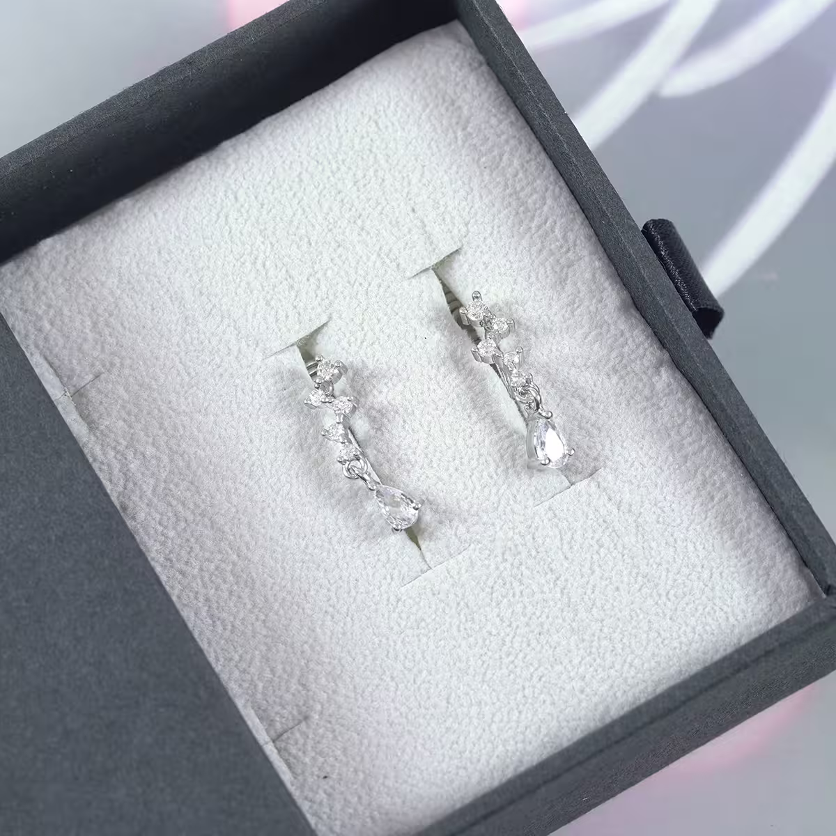 法式小水滴晶鑽×蚊香盤U型耳夾-第3張