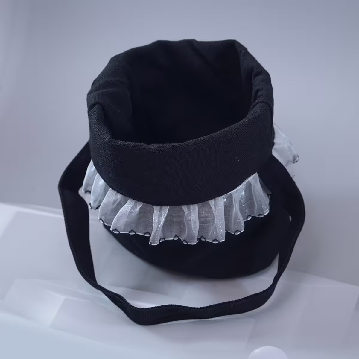 蕾絲邊韓文×輕巧手提袋×黑色-第2張