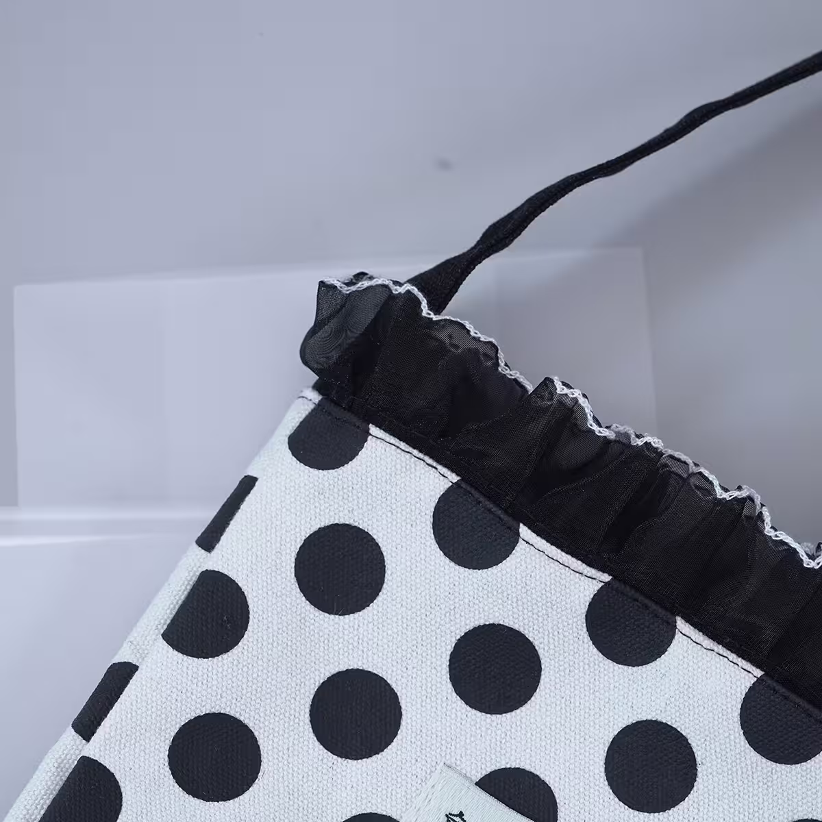 蕾絲邊韓文×輕巧手提袋×點點-第3張