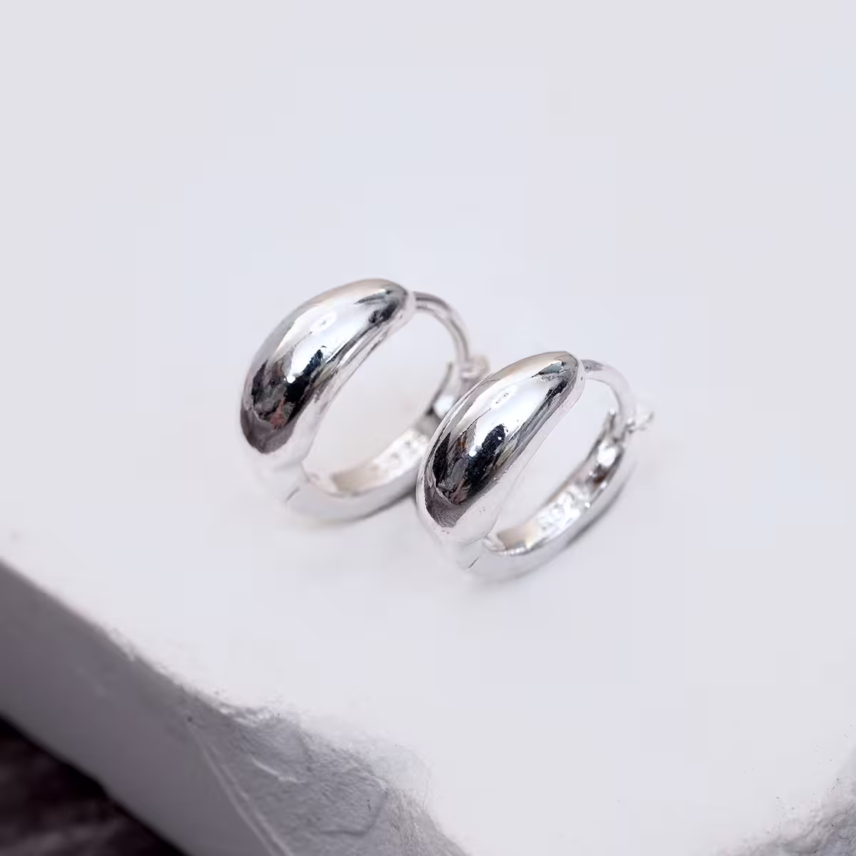 925銀針&times;光面水滴感&times;耳扣-第1張