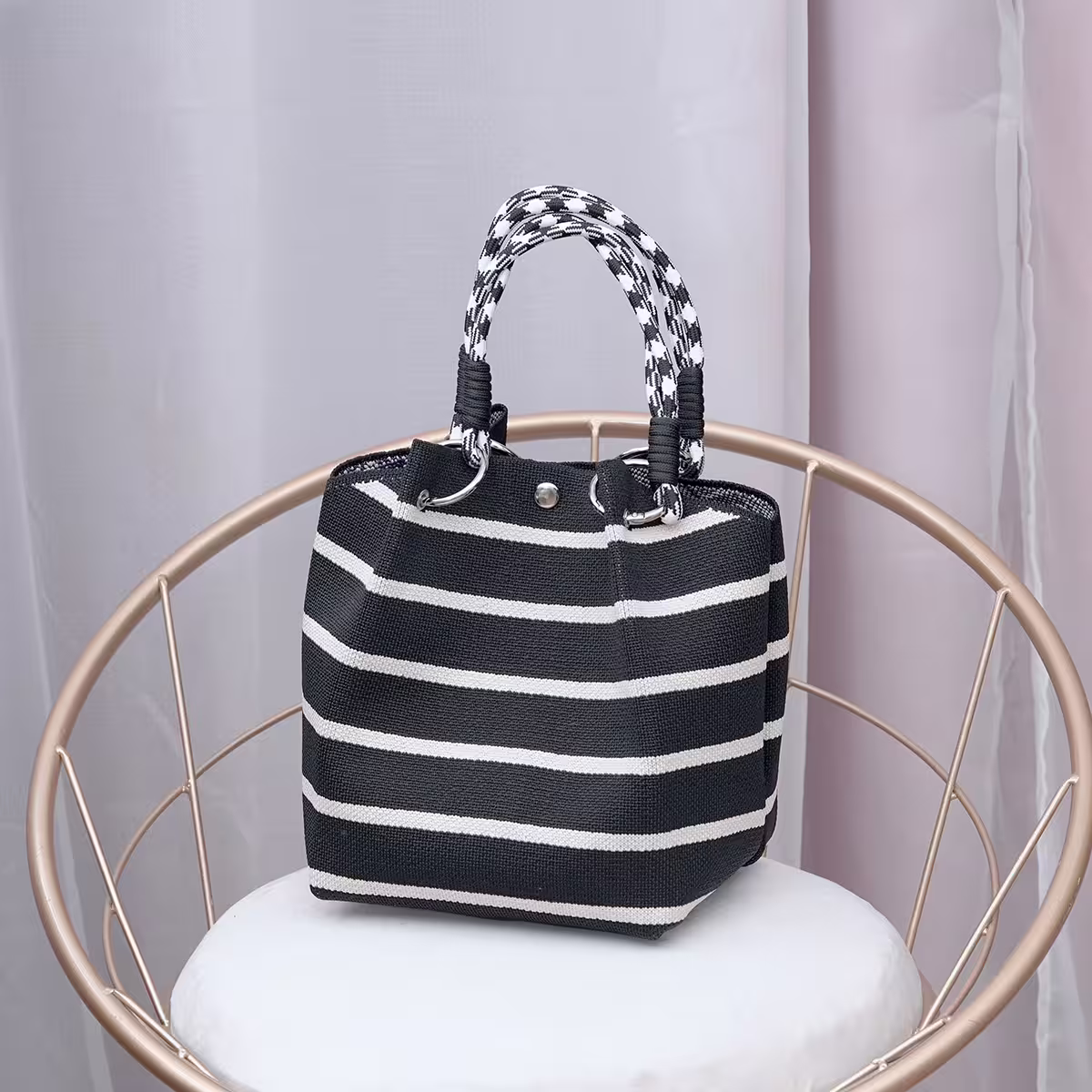 黑線條紋&times;針織手提袋-第1張