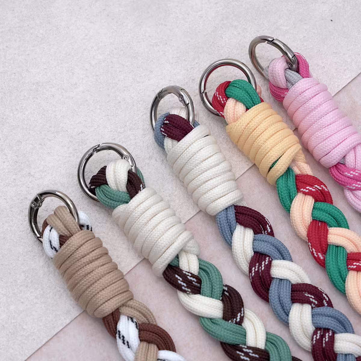 三色麻花辮&times;手機腕帶掛繩&times;紅綠橘-第5張