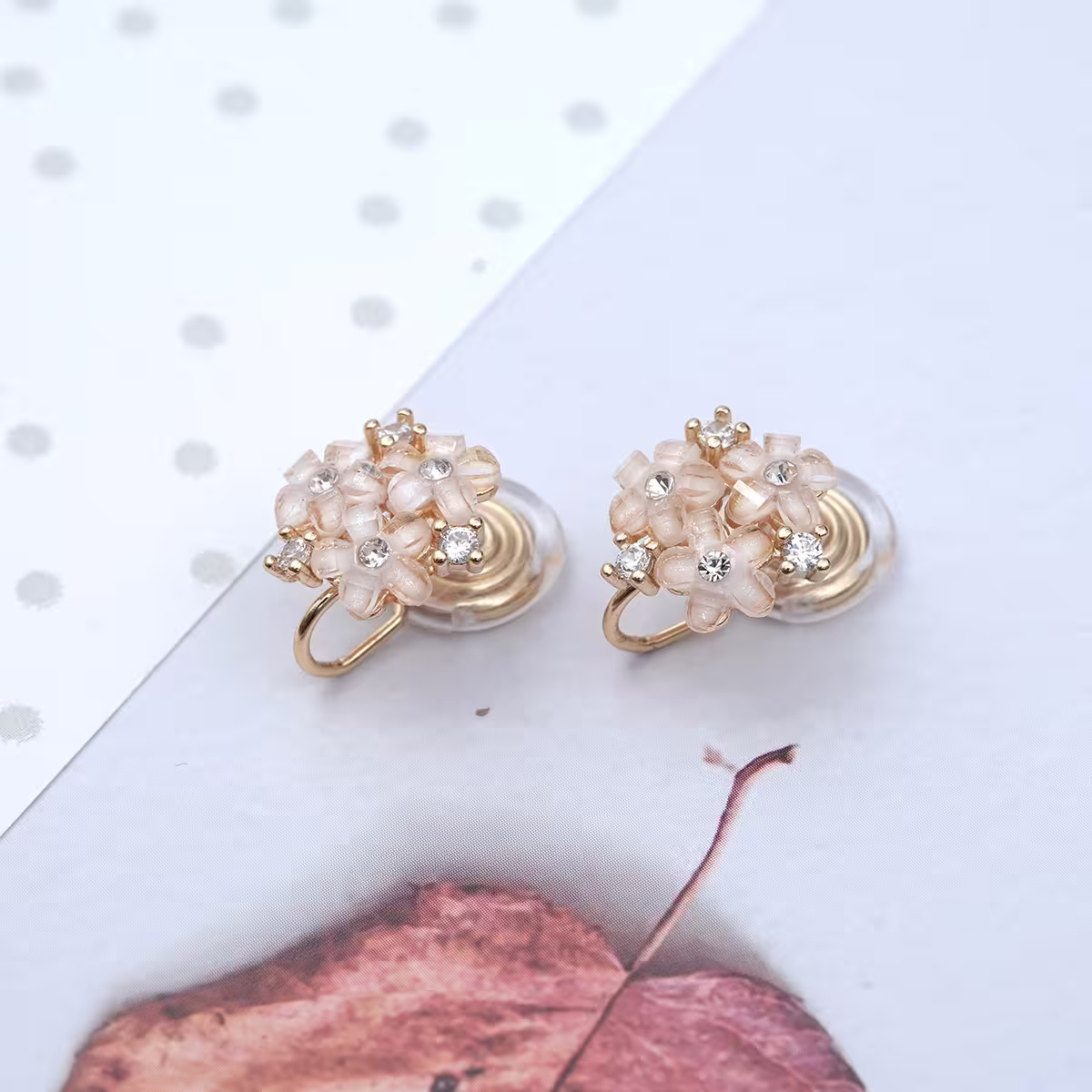 花簇&times;蚊香盤U型耳夾-第2張