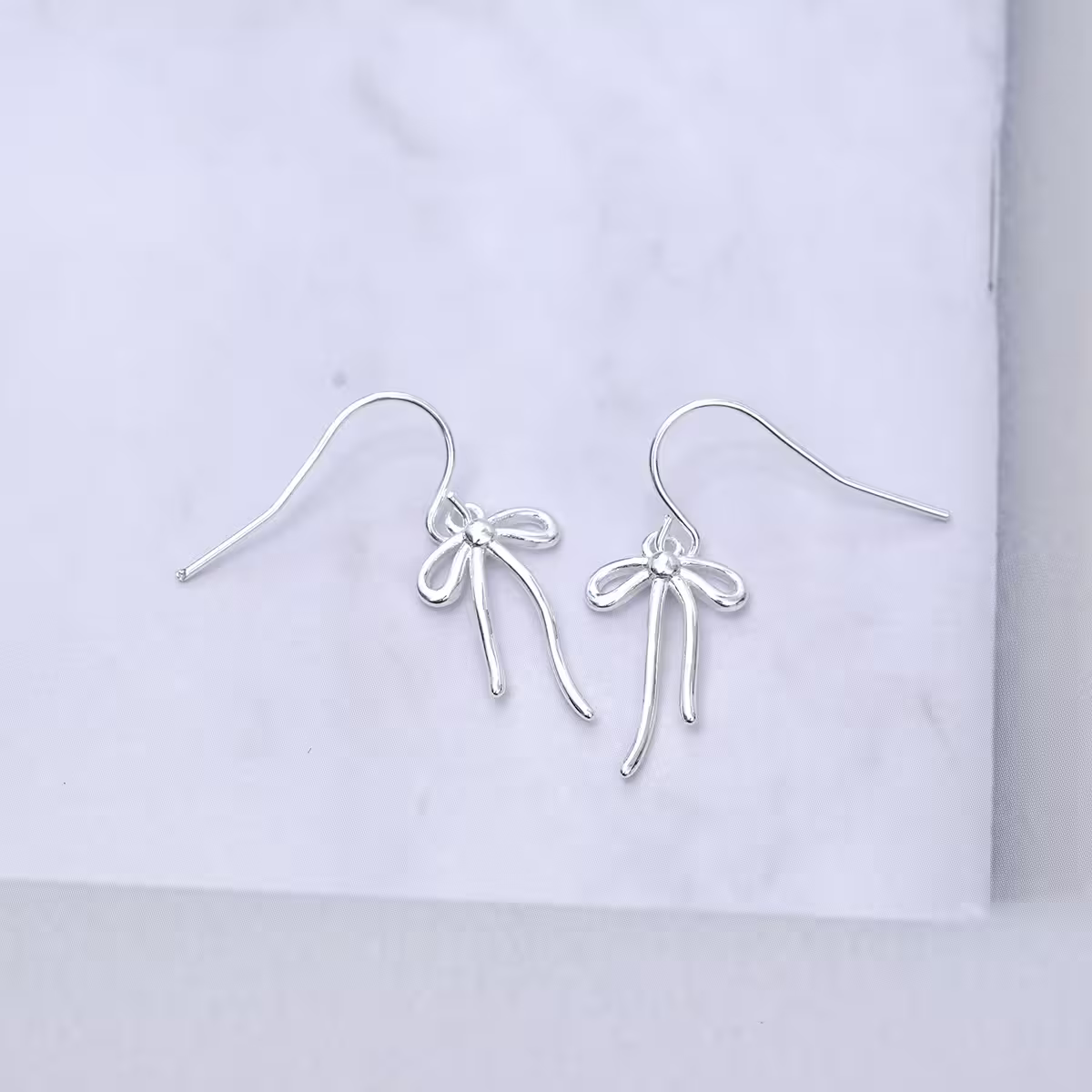 925銀針&times;蝴蝶結線條&times;耳鉤-第3張