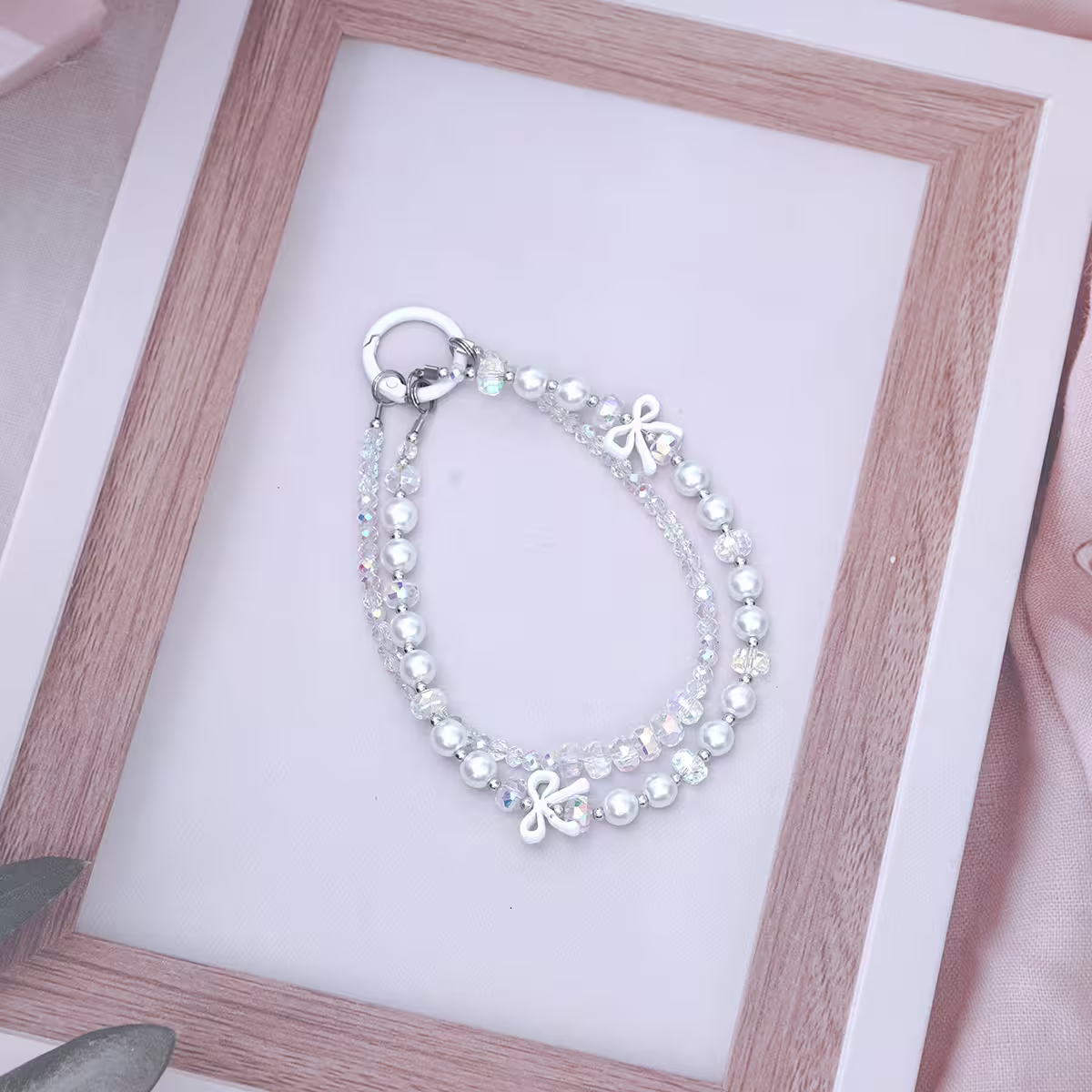 雙層華麗蝴蝶結派對&times;手機腕帶掛繩&times;白色-第1張