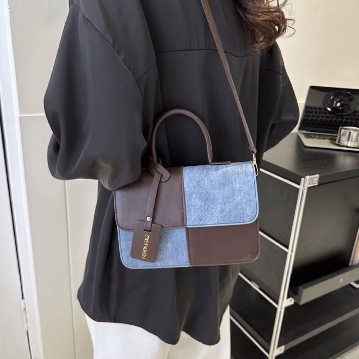 牛仔單寧皮革撞色&times;斜背包&times;黑色-第4張