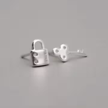 925銀針×鎖頭與梅花鑰匙×耳針