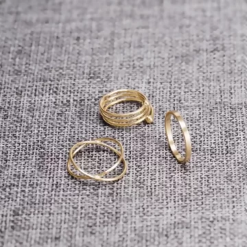 交叉繞圈圈×六套件戒指組×金.avif