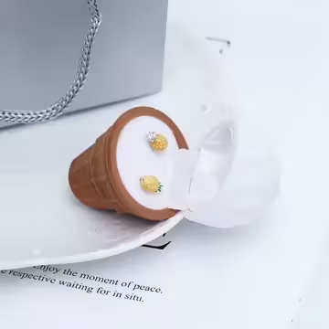 冰淇淋×適用戒指/小耳釘×絨布盒