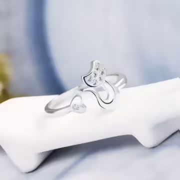 925銀飾×晶鑽愛心優雅貓咪×開口戒指