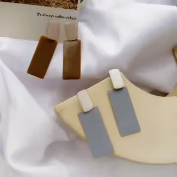 雙拼長方型幾何片×吊墜耳環×灰白