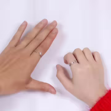 手牽手×情侶對戒