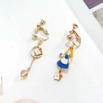 童話愛麗絲與撲克牌×不對稱螺旋耳夾.avif