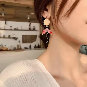 毛線小花紅鯉魚×不對稱吊墜耳環