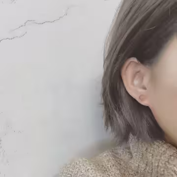 925銀針×嬌粉貓眼石×耳針