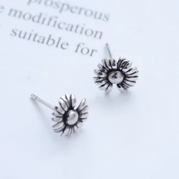 925銀針&times;復古雛菊小花&times;耳針.avif