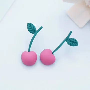粉紅小櫻桃&times;吊墜耳環.avif