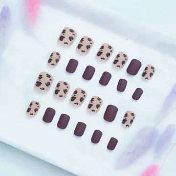 奶茶豹紋棕咖霧面×穿戴式手指甲片×二十四入.avif