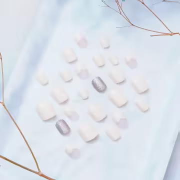 法式粉膚銀蔥亮面×穿戴式手指甲片×二十四入