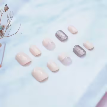 法式粉膚銀蔥亮面×穿戴式手指甲片×二十四入