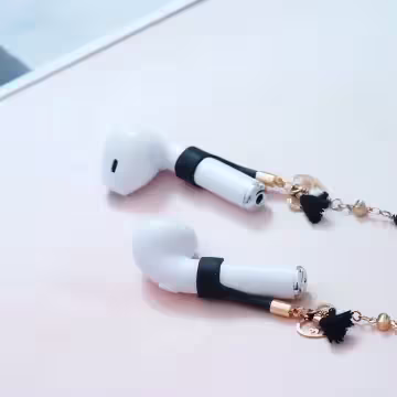 LOVE黑流蘇×無線耳機防丟耳扣