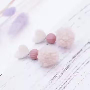 植絨愛心燈籠毛球&times;吊墜耳環