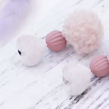 植絨愛心燈籠毛球&times;吊墜耳環