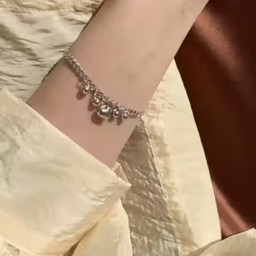 愛心垂墜圓珠&times;手鍊