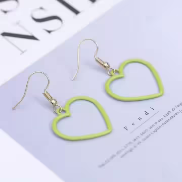綠色極簡鏤空愛心×吊墜耳勾