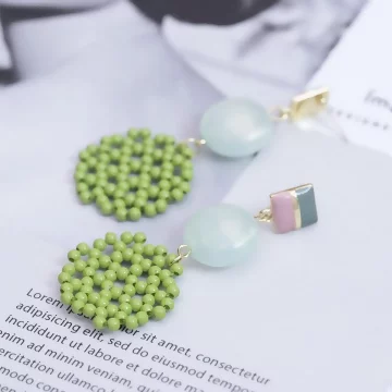 綠串珠珠薄荷糖×吊墜耳環.avif