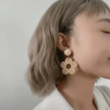 類編織大花朵×螺旋耳夾.avif