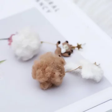 快樂小熊毛毛球×吊墜耳環.avif