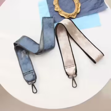 寬版純色魚鱗片×手機掛脖吊繩×共三色