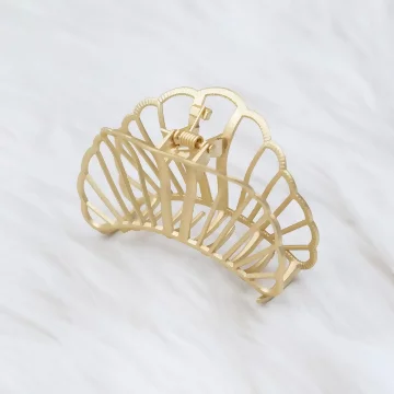 古典扇形金屬線框×鯊魚髮夾.avif