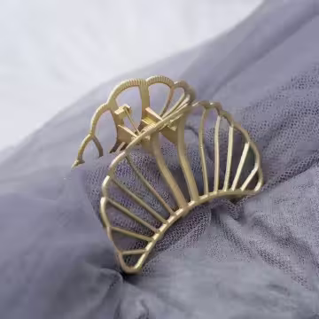 古典扇形金屬線框×鯊魚髮夾