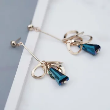金屬鏤空花瓣藍晶柱×吊墜耳環.avif