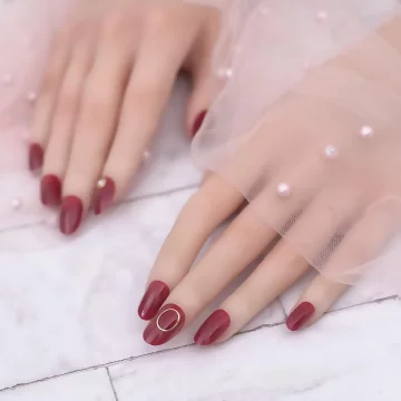 金橢圓紅底鑲鑽亮面×穿戴式手指甲片×二十四入 .avif