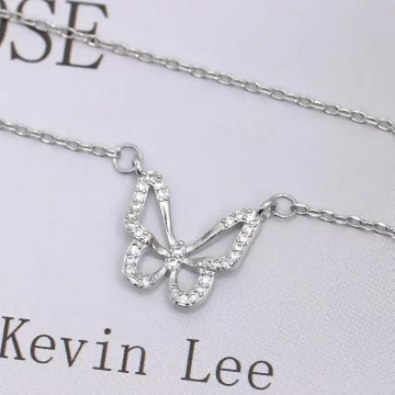 925銀飾&times;晶鑽飛蝶&times;鎖骨項鍊.avif