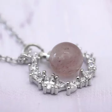 925銀飾×月亮草莓晶×鎖骨項鍊.avif