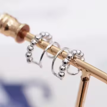 雙層圓珠×U型耳骨夾