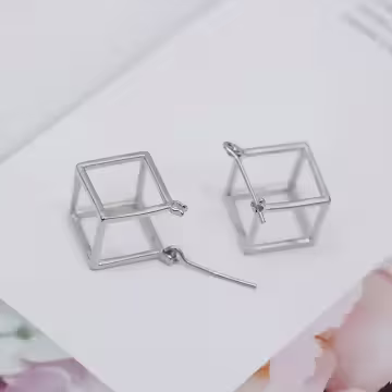 鏤空幾何立方體×耳環×共二色