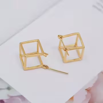 鏤空幾何立方體×耳環×共二色
